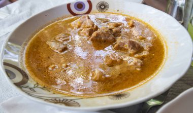 Arnavut Geleneksel Tas Kebap.