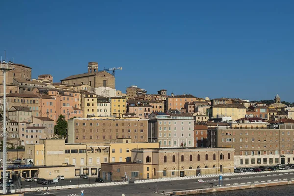 Vista da paisagem urbana de Ancona . — Fotografia de Stock