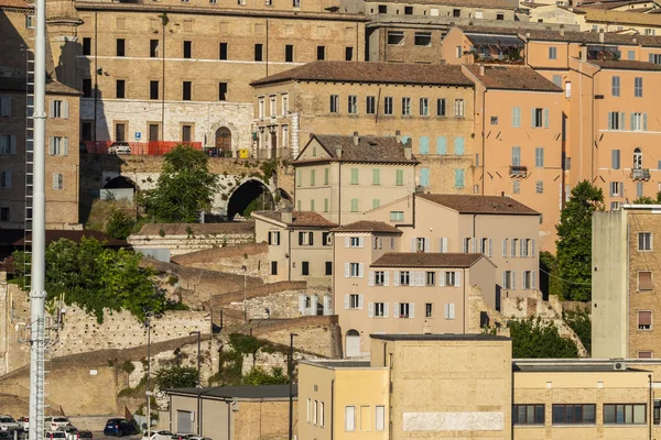 Ancona Cityscape görünümü.