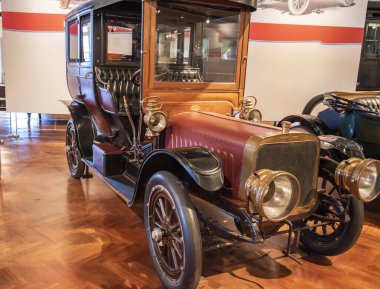1908 Stevens-Duryea Model U Limuzini