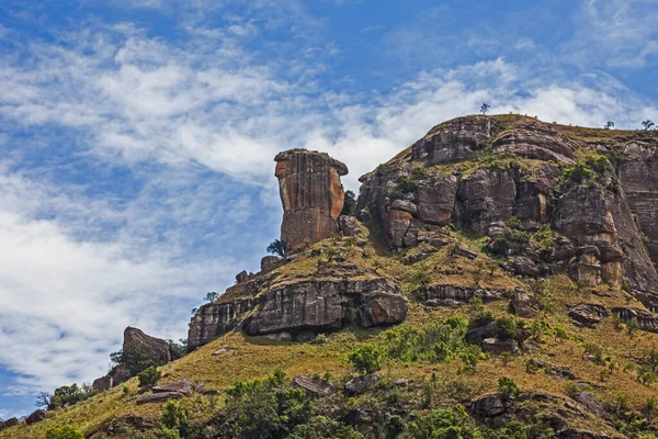 Scena Górska Drakensberg Pobliżu Injisuthi Parku Maloti Drakensberg Republika Południowej — Zdjęcie stockowe