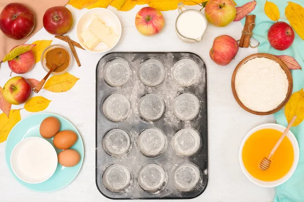 Ingrédients Recette Cupcakes Muffins Pomme Maison Fond Clair Vue Dessus — Photo