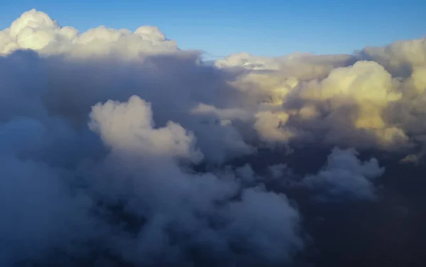 Gyönyörű Felhők Tenger Felett — Stock Fotó