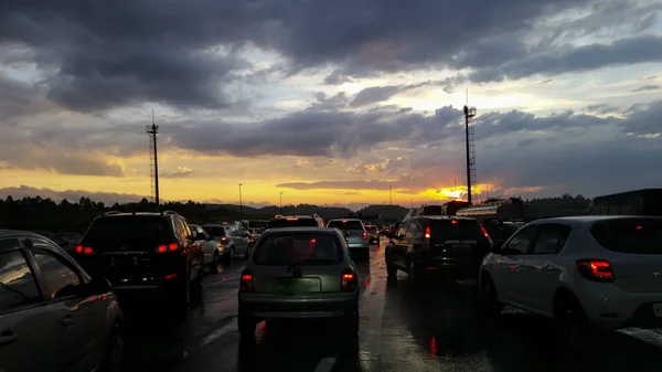 Beautiful Sunset Water Road Traffic — Stock Photo, Image