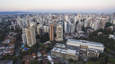 Bina duvar büyük şehirde, Pacaembu neigtborhood Sao Paulo Brezilya, Güney Amerika 