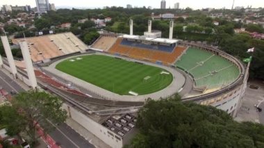 Futbol Pacaembu Stadyumu Sao Paulo Brezilya Video Dünya çapında yapılan gün 01/23/2017 adı: Belediye Paulo Machado de Carvalho Stadyumu, drone ile çekim
