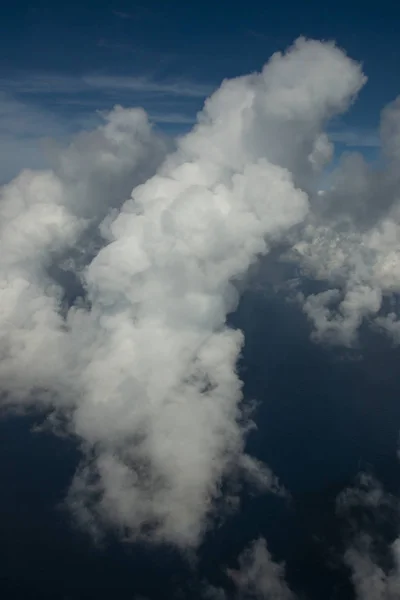 Nuvens Bonitas Sobre Mar Nuvens Brancas Bonitas Formando Movendo Céu — Fotografia de Stock