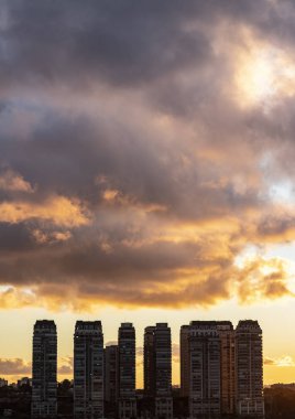 Büyük binalar büyük şehir ve güzel bir gün batımı, Brezilya Güney Amerika, daha seçenekleri içinde benim portföy 