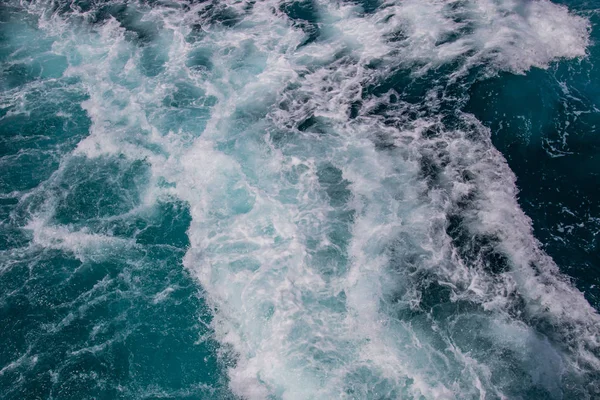 Okyanus yüzeyinin, deniz köpüğü üzerinde mavi okyanus, arka plan, daha seçenekleri üzerinde benim portföy 