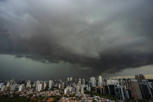 Skyskrapan Bakgrunden Regniga Molnet Sao Paulo City Brasilien Sydamerika — Stockfoto