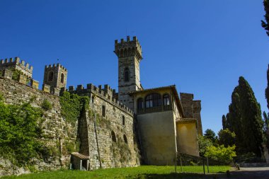 Badia bir Passignano. Manastır Chianti tepelerde bir Passignano Toskana Badia içinde yer. İtalya.