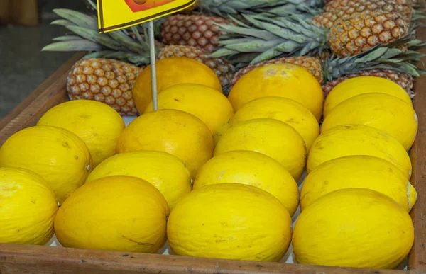 Gul Melon Mange Meloner Der Skal Sælges Ananas Baggrunden - Stock-foto