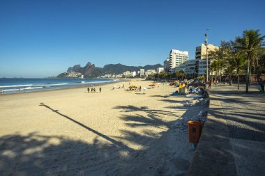Rio de Janeiro görünümünü Arpoador ve Ipanema Plajı, Brezilya ile manzara. Güney Amerika.