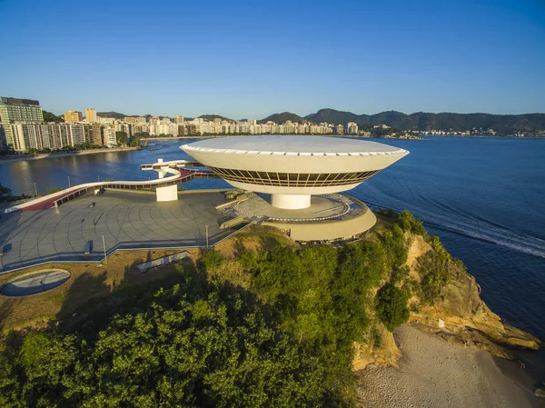 Niteroi şehir, Rio de Janeiro devlet / Brezilya Güney Amerika. -01/27/2019description: Mac Niteroi. Niteroi çağdaş Müzesi sanat. Mimar Oscar Niemeyer.