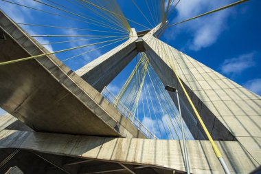 Modern mimari. Modern köprüler. Askılı köprü dünya, Sao Paulo Brezilya, Güney Amerika. 