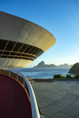 Niteroi şehir, Rio de Janeiro devlet, Brezilya Güney Amerika. 03/07/2019mac Niteroi. Niteroi Çağdaş Müzesi sanat. Mimar Oscar Niemeyer.