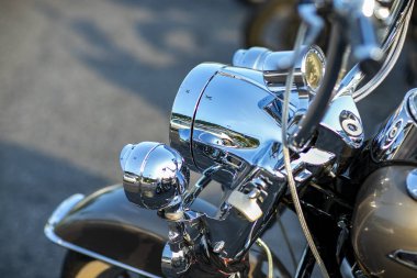 Güçlü ve güzel motosikletler. Modern bir motosiklet özel mağaza motosiklet ve aksesuarları. Biker şeyler. 