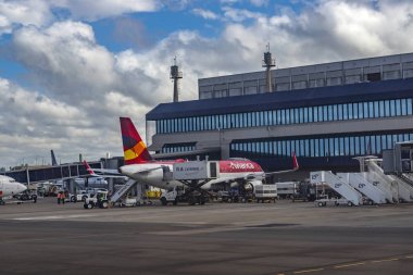 Porto Alegre şehir, Rio Grande Brezilya Sul devlet do Sul, Güney Amerika. Avianca havayolu şirketi. Salgado Filho Uluslararası Havaalanı'nda Avianca uçağı.