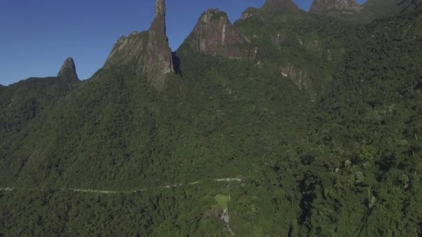 异国情调的山脉 奇妙的山脉 上帝之指之山 特雷索波利斯市 里约热内卢州 南美洲 — 图库视频影像