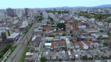 Mahalle evleri eşittir. Street Economizadora, Bairro da Luz İstasyonu (Bairro da Luz), Sao Paulo Brezilya, Güney Amerika. 