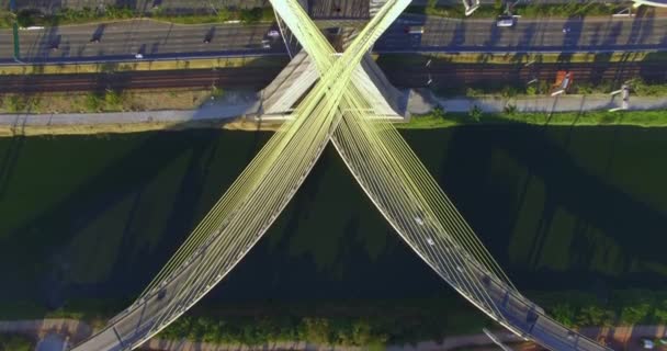 Arquitectura Moderna Puentes Modernos Vinculando Dos Puntos Diferentes Cable Stayed — Vídeo de stock