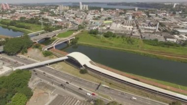 Tren istasyonu. Socorro tren istasyonu, Sao Paulo, şehir, Brezilya. 