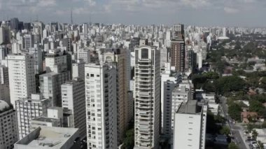 İnşaat devam ediyor. Sao Paulo şehri, Brezilya, Güney Amerika. 
