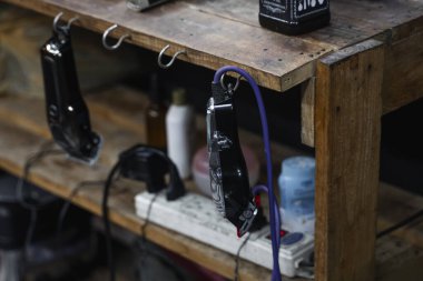 Bangkok, Thiland - 10 Mart 2019: Tayland 'da şık bir berber dükkanı.