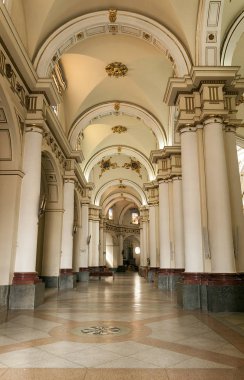 Our Lady tesbih CHIQUINQUIRA - Kolombiya içinde Bazilikası iç.