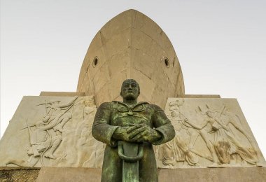 Afrika'da Syracuse Fallen anıtı. (Syracuse - İtalya)