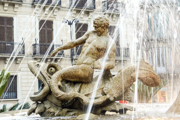 Fontana Diana Piazza Archimede Siracusa Sicilia Italia — Foto Stock
