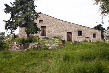 Latomia del Paradiso in Neapolis Archaeological Park, Syracuse - İtalya.
