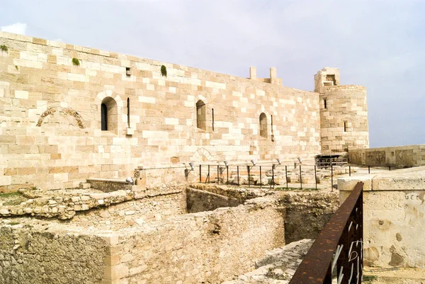 Syracuse Maniace Kalesi Mimari Manzaraları, Sicilya, İtalya.