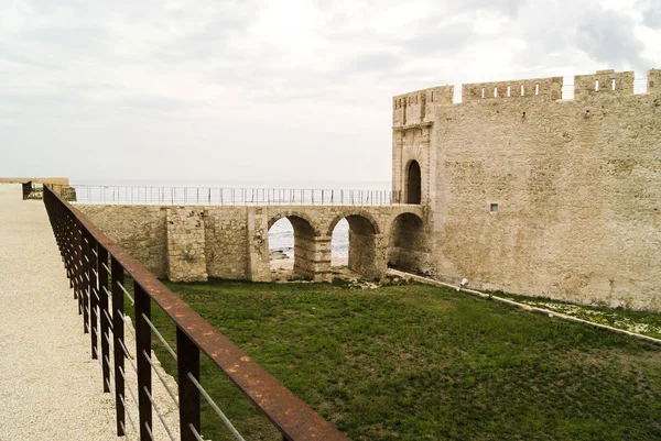 Syracuse Maniace Kalesi Mimari Manzaraları, Sicilya, İtalya.