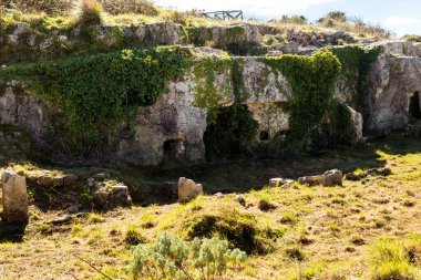 Palazzolo Acreide, Sicilya, İtalya 'daki Akrai Arkeolojik Bölgesi' nde Merkez Bölgenin Panoramik Görüntüleri.