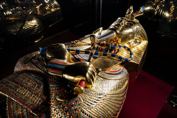 Saint Petersburg Russland 2018 Ägyptischer Sarkophag Des Pharaos Tutanchamun Ausstellung — Stockfoto