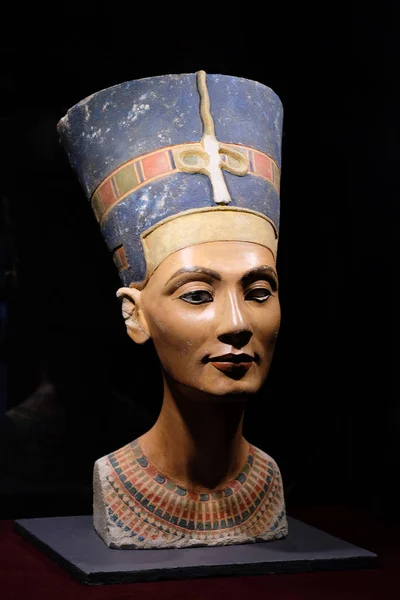 Saint Petersburg Rosja 2018 Popiersie Nefertiti Statua Egipt Starożytny Egipska — Zdjęcie stockowe