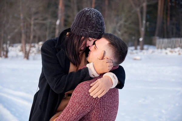 Young Passionate Couple Hugging Winter Day Park Close Portrait Face — Stock Photo, Image