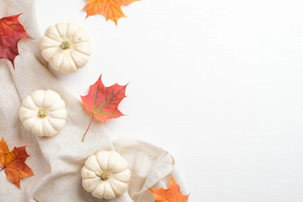 Composizione Autunnale Posa Piatta Vista Dall Alto Foglie Acero Zucca — Foto Stock