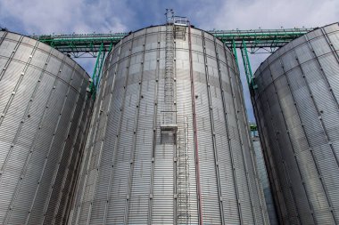 Tahıl ambarı özel yer tahıl uzun süreli depolama için donatılmış.