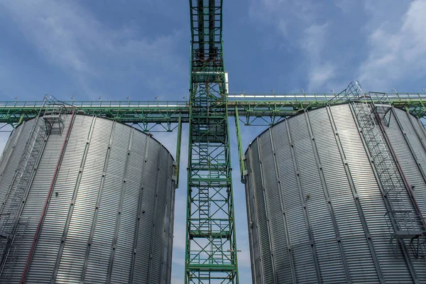 Granero Lugar Especialmente Equipado Para Almacenamiento Largo Plazo Grano —  Fotos de Stock