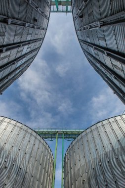 Tahıl ambarı özel yer tahıl uzun süreli depolama için donatılmış.