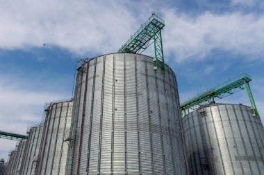 Tahıl ambarı özel yer tahıl uzun süreli depolama için donatılmış.