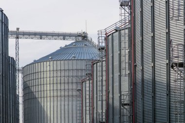 Tahıl ambarı özel yer tahıl uzun süreli depolama için donatılmış.