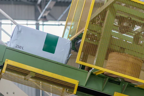 Conveyor Peat Substrate Filling Line — Stock Photo, Image