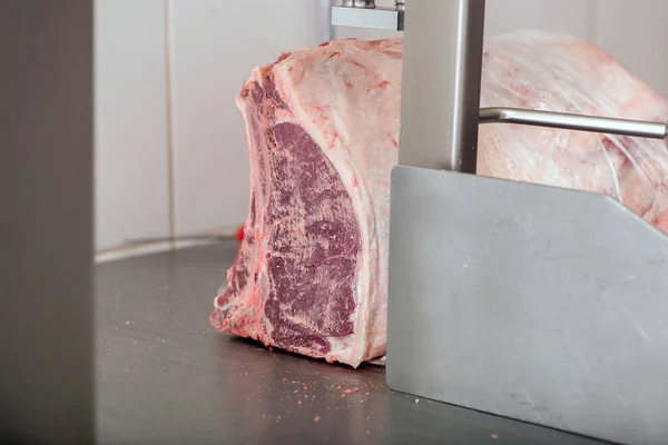 Sierra Cinta Corta Carne Una Carnicería — Foto de Stock