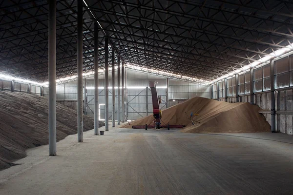 Warehouse Shed Storing Grain Crops — Stock Photo, Image