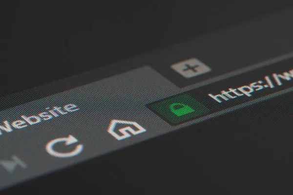 Web tarayıcı closeup Lcd ekran üzerinde https asma kilit üzerine sığ odaklı