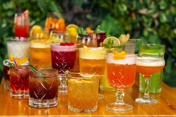 Set Alcoholic Multicolor Cocktails Fruits Wooden Table — Stock Photo, Image