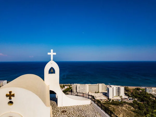 Yunanistan Ortodoks tapınakta deniz 2018 arka plan üzerinde
